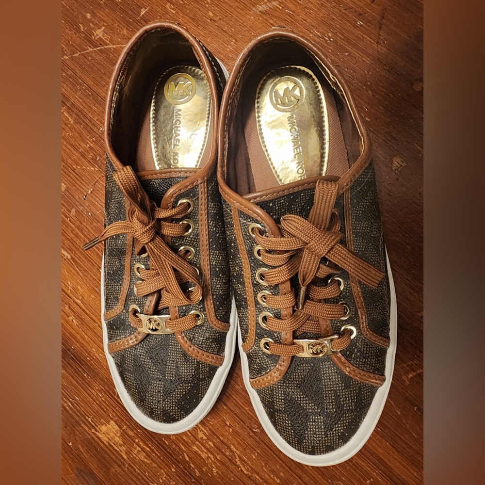 Michael kors brown sneakers size 6.5